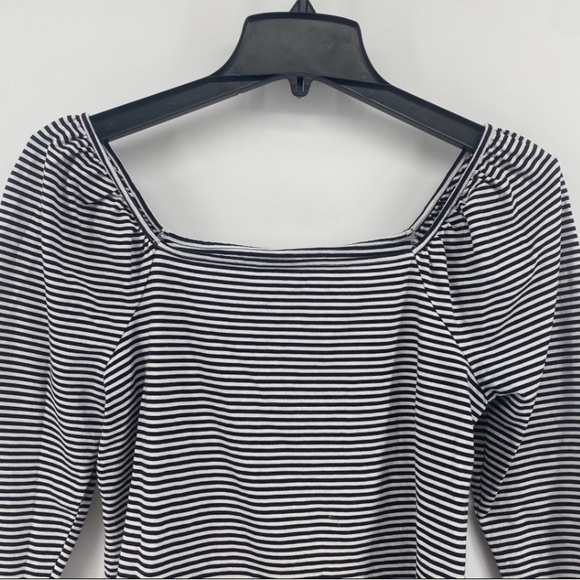 🌺 3/$25 🌺 Loft | Open Neck Black &’ White Striped 3/4 Length Sleeve Top | Sz M - Picture 3 of 6